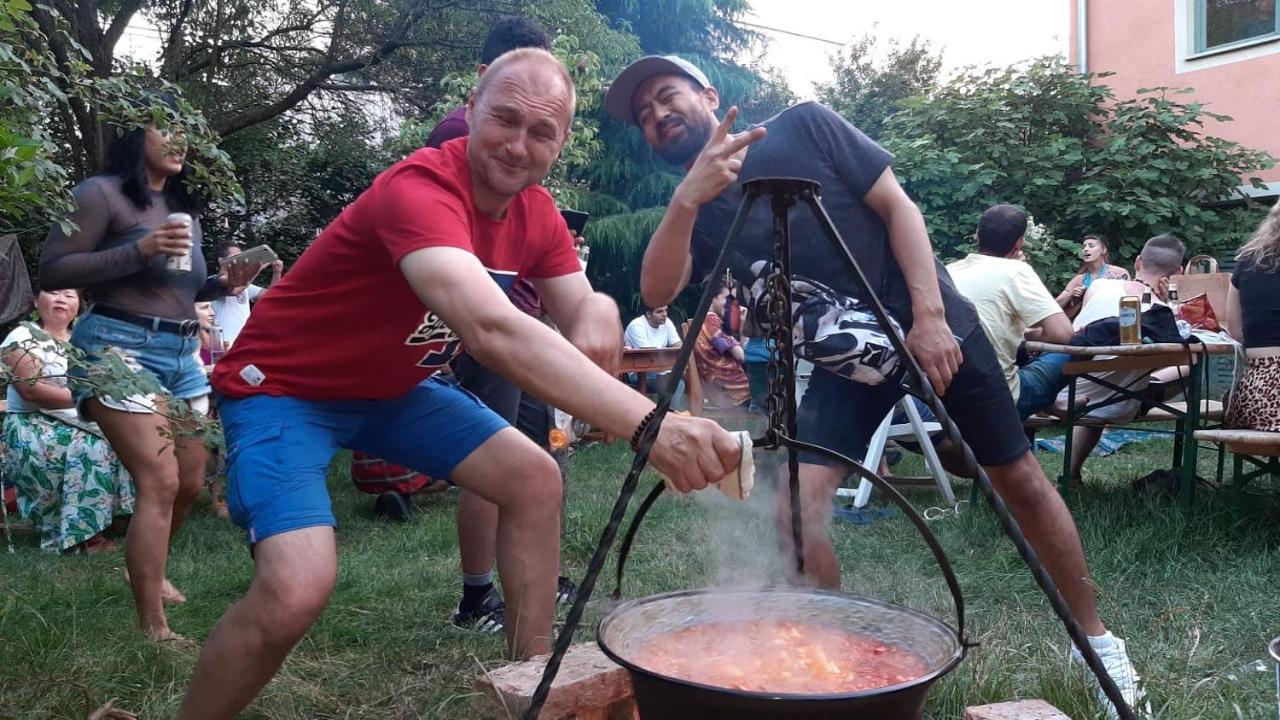 Budapest Garden Hostel Luaran gambar
