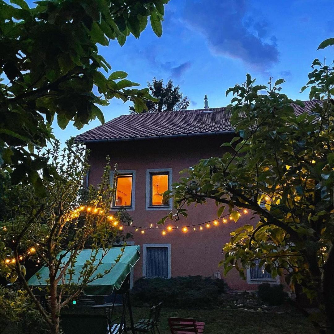 Budapest Garden Hostel Luaran gambar